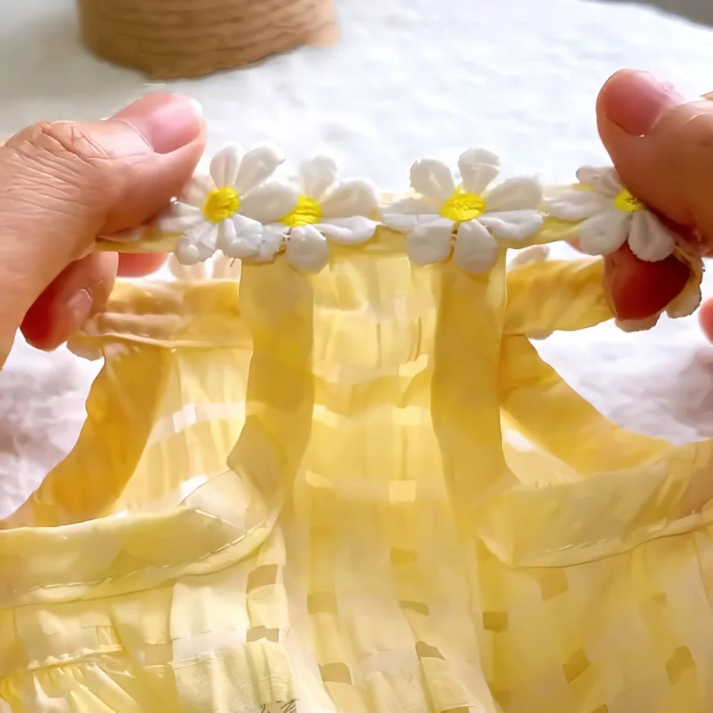 Pretty Small Cat Dress Summer Cute Small Dog Skirt Thin Yellow Floral Wreath Collar Mini Puppy Princess Dress Breathe Cat Skirt